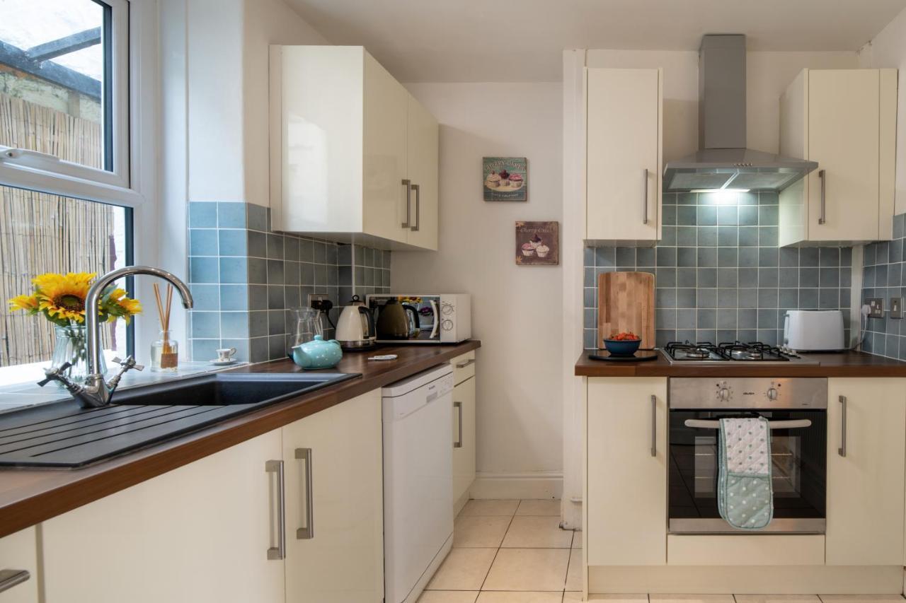 Windy Ridge Terrace With Beautiful Sea Views, North Wales Coast Villa Old Colwyn Buitenkant foto